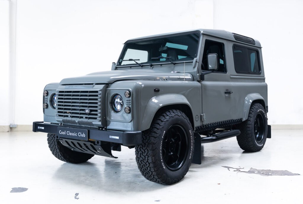 Land-Rover-Defender-1024x689.jpg